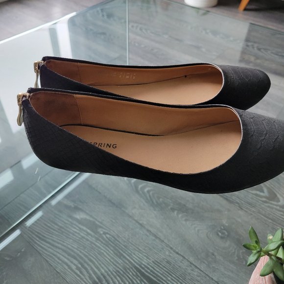 Call It Spring Brevia Flats Size 6 FREE WITH PURCHASE - Picture 1 of 3